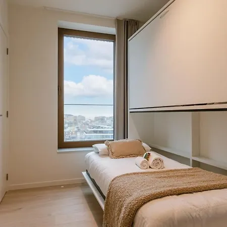 Huswell - With Fantastic View, Terrace And Parking *