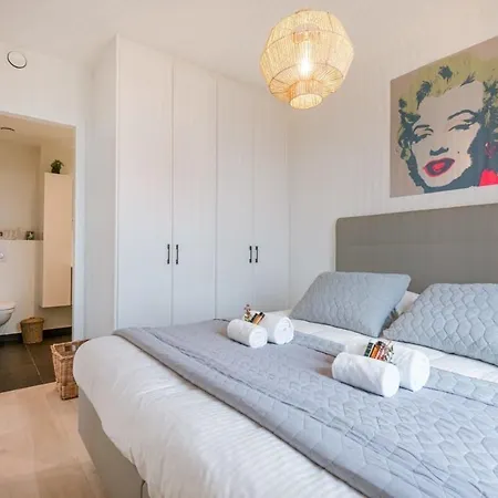 Huswell - With Fantastic View, Terrace And Parking Ostende