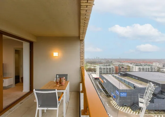 Huswell - With Fantastic View, Terrace And Parking Oostende