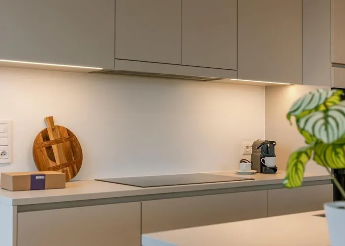 Huswell - With Fantastic View, Terrace And Parking